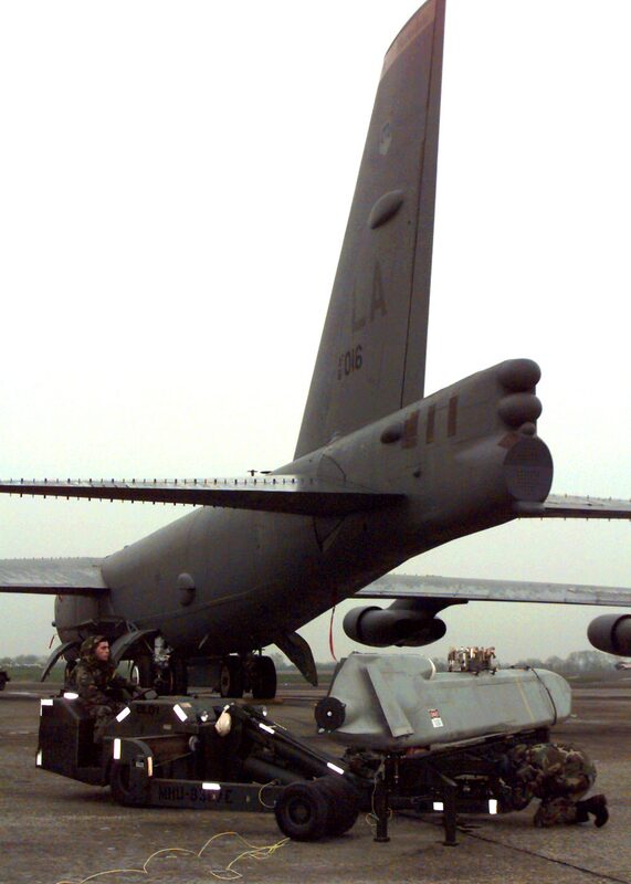 $49.5M Boeing Deal Keeps AGM-86B Nuclear Cruise Missiles Flying Through 2033