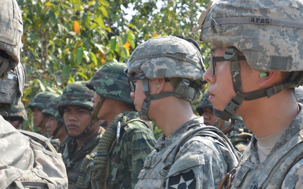 Thai, US Army get explosive in field training