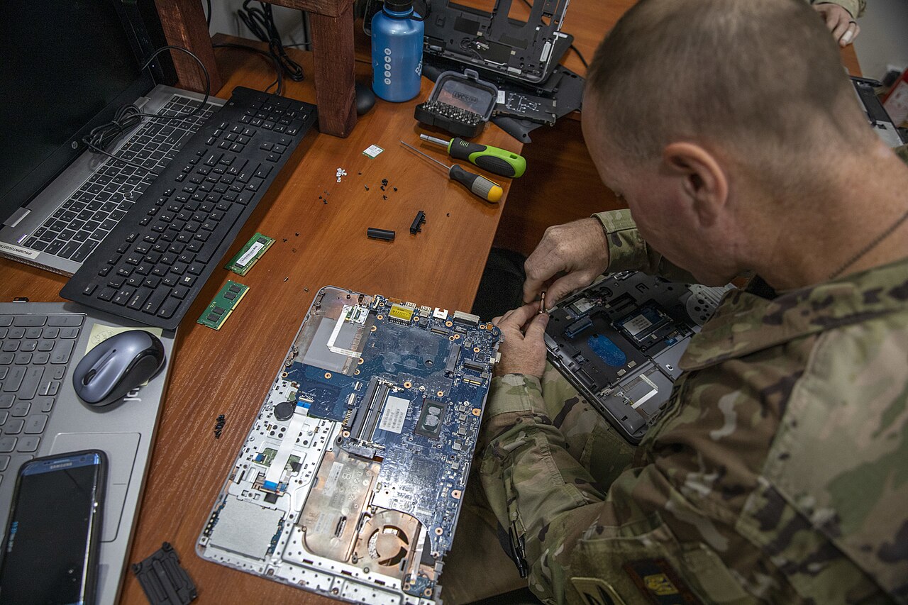 Army Project Gatekeeper Opens Oct. 23 to Vet Vendor Code in Minutes, Not Months