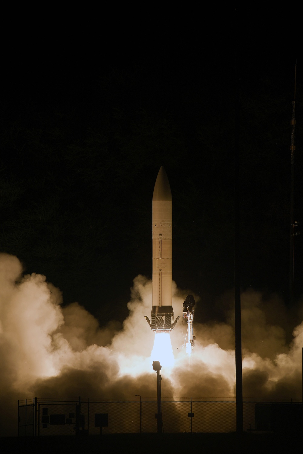 Navy Awards $23.4M for 50 Blackbeard Hypersonic Prototypes in Latest MACE Expansion