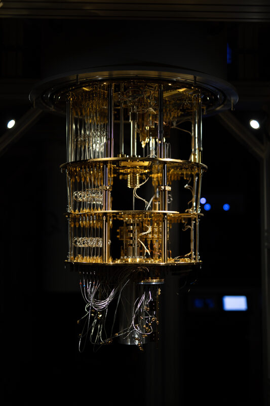 Commerce Department Signs $2B CHIPS Act Deals With IBM, PsiQuantum, and Seven Others to Build America's Quantum Computing Ecosystem
