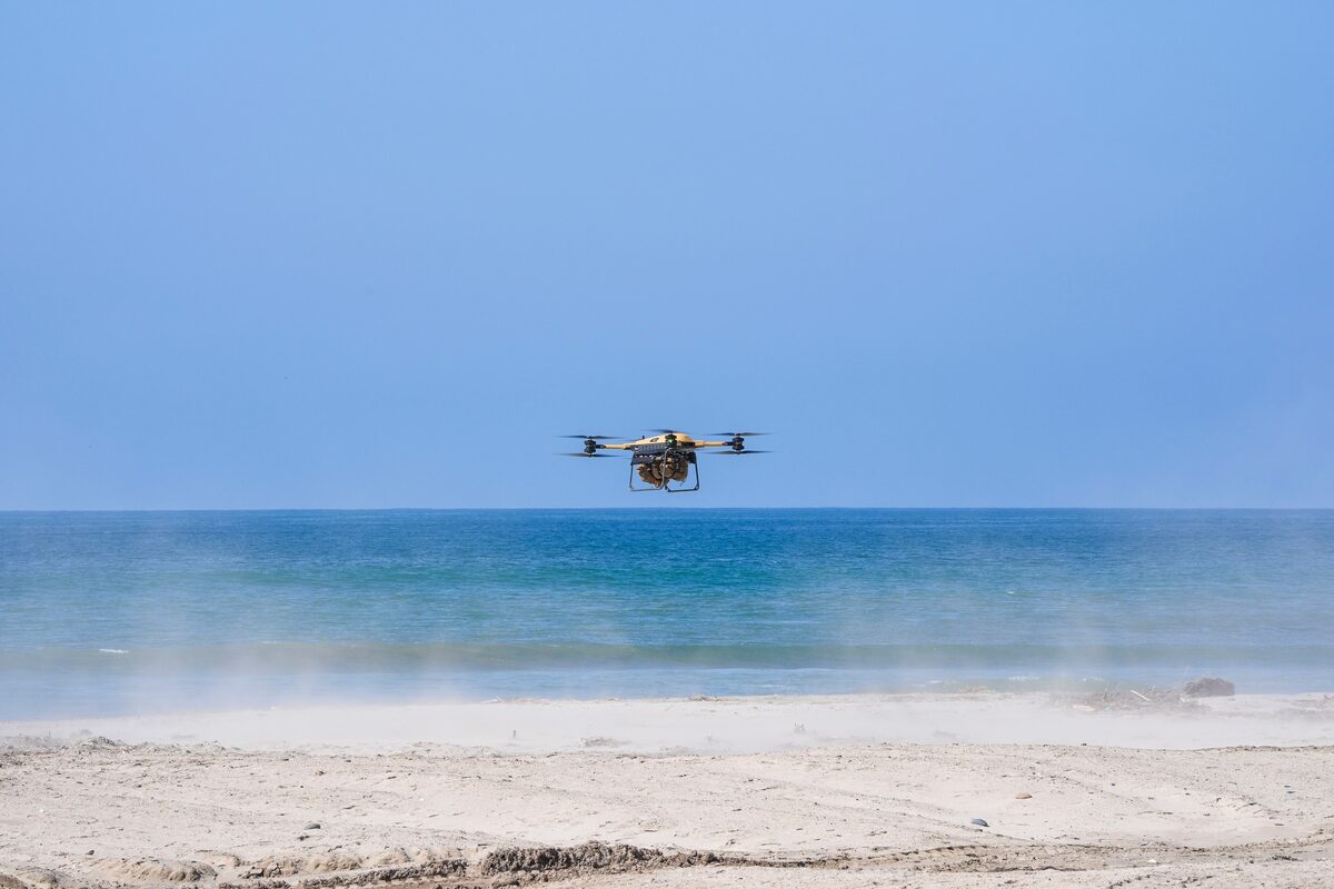 DARPA Lift Challenge Draws 120+ Teams From 20 Countries to Chase 4:1 Payload Ratio