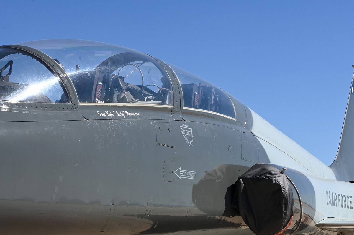 DLA Books $319.5M GE Aerospace Deal to Keep T-38 Trainers Flying Through 2028