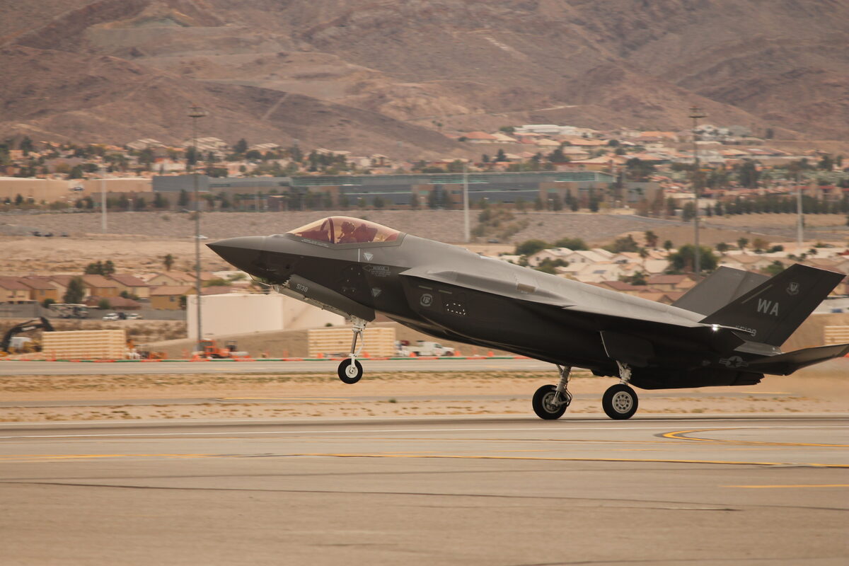 GAO: Fewer Than 1 in 4 F-35s Fully Mission Capable as Sustainment Costs Spiral $13.7B Over Budget