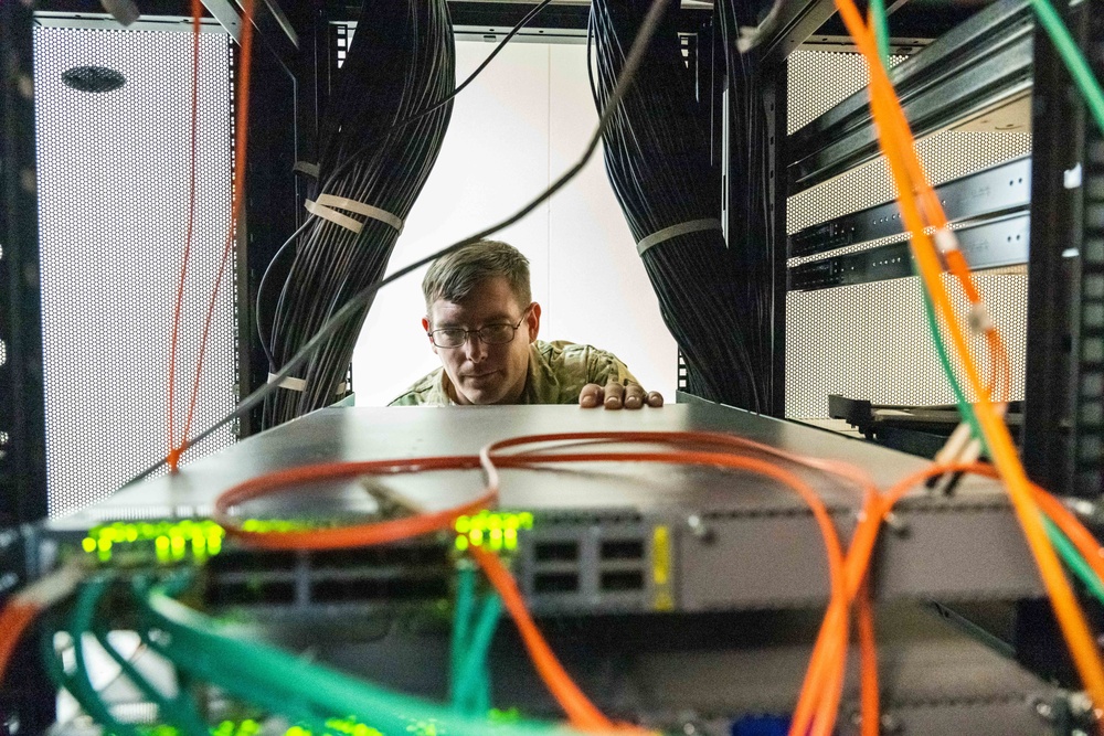 GSA's AI Data-Safeguarding Clause Draws Just Six Comments Ahead of July 14 Listening Session