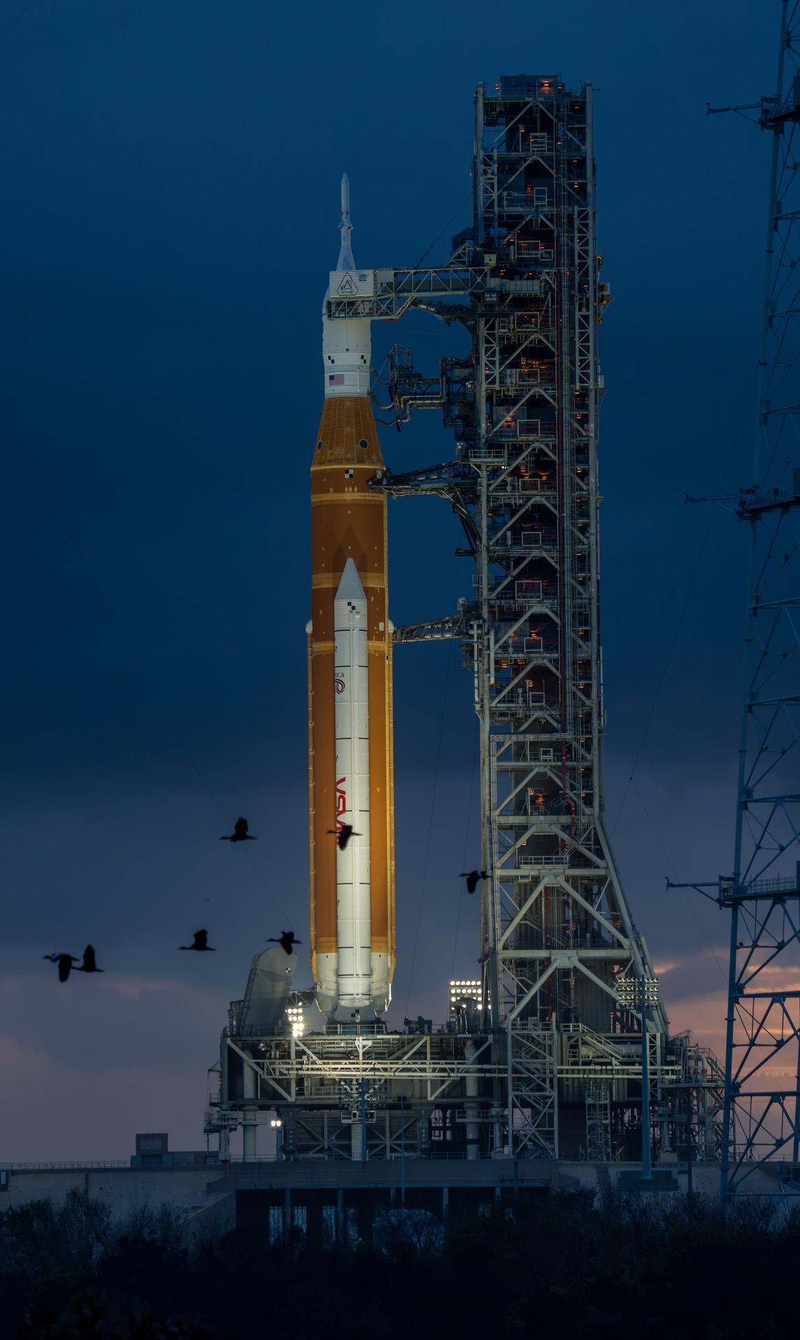NASA Workforce Purge Threatens Oversight of 25 of 36 Major Projects as Orion Overruns Mount, GAO Warns