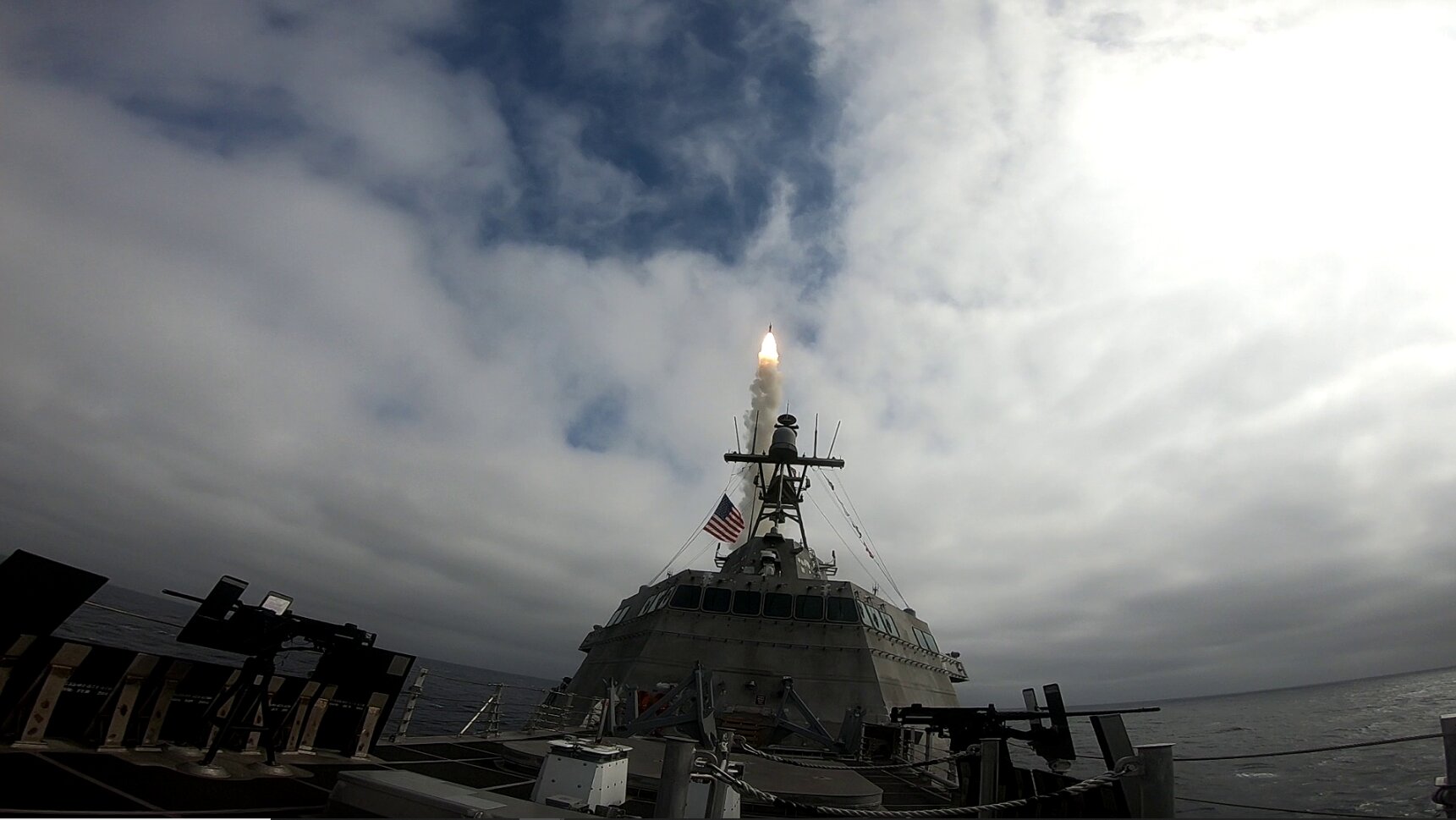 Navy's $24.4B SM-6 Multiyear Deal Locks In Raytheon Interceptor Supply Before Congress Funds It