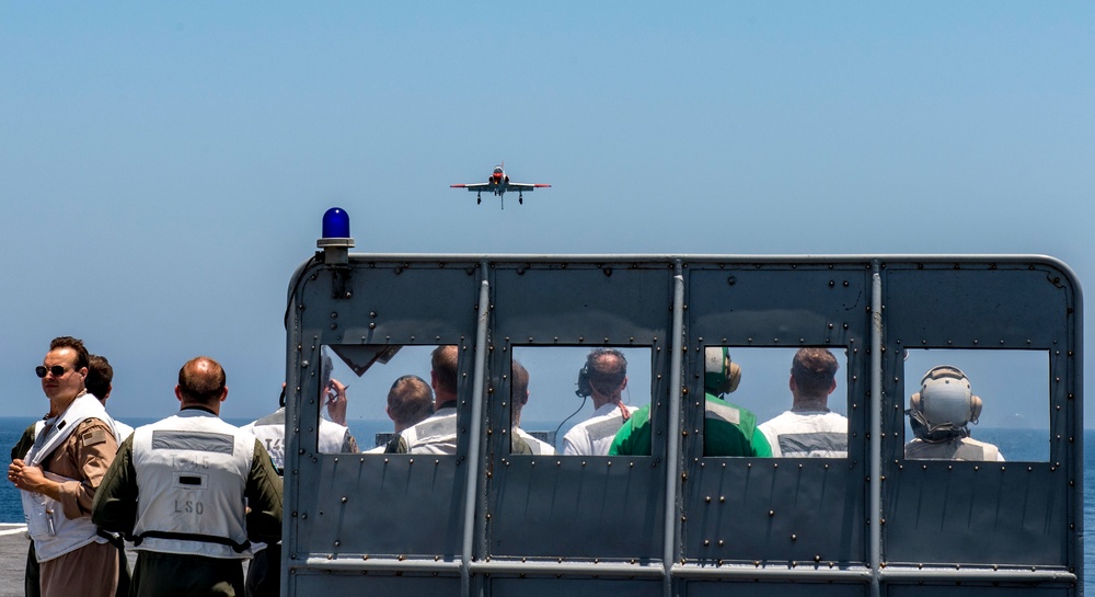 Navy Raises T-45 Replacement Price Ceiling to $2.7B, Nearly $1 Billion Above Original Cap, as Proposals Near Deadline