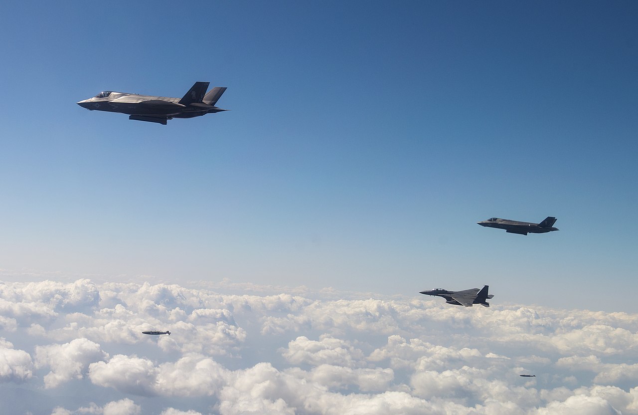 Northrop Grumman Wins $100M Sole-Source Air Force Contract for Stand-in Attack Weapon Seeker Components
