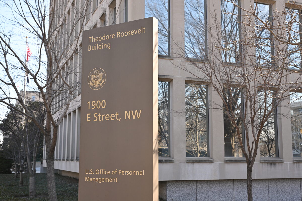 Oracle Wins $396M OPM Contract to Overhaul Federal HR Systems Serving 2 Million Employees