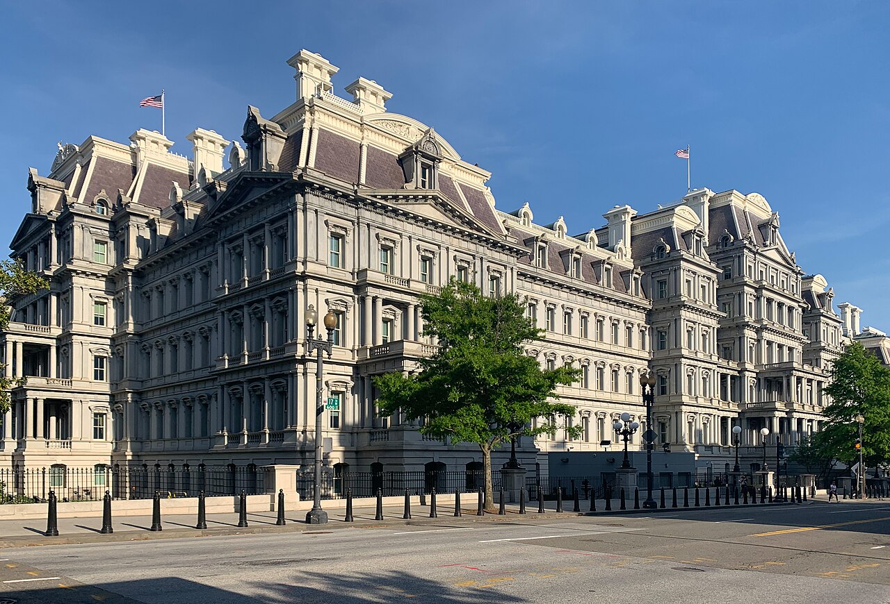 FAR Overhaul Keeps Its Architect as Rhodes Shifts From OFPP Chief to Special Government Employee