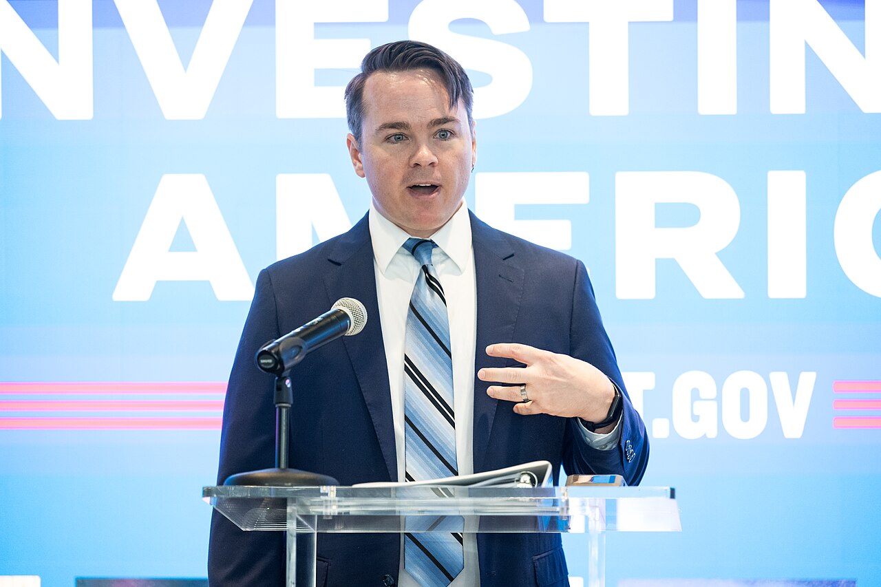 SBA 8(a) Program Racially Presumed Eligibility Eliminated — January 2026 Guidance Reshapes Sole-Source Market