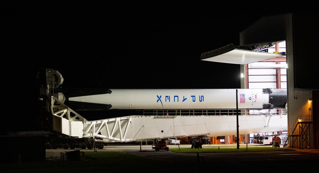 SpaceX Lands $2.29 Billion Space Force Contract for Military Satellite Data Backbone