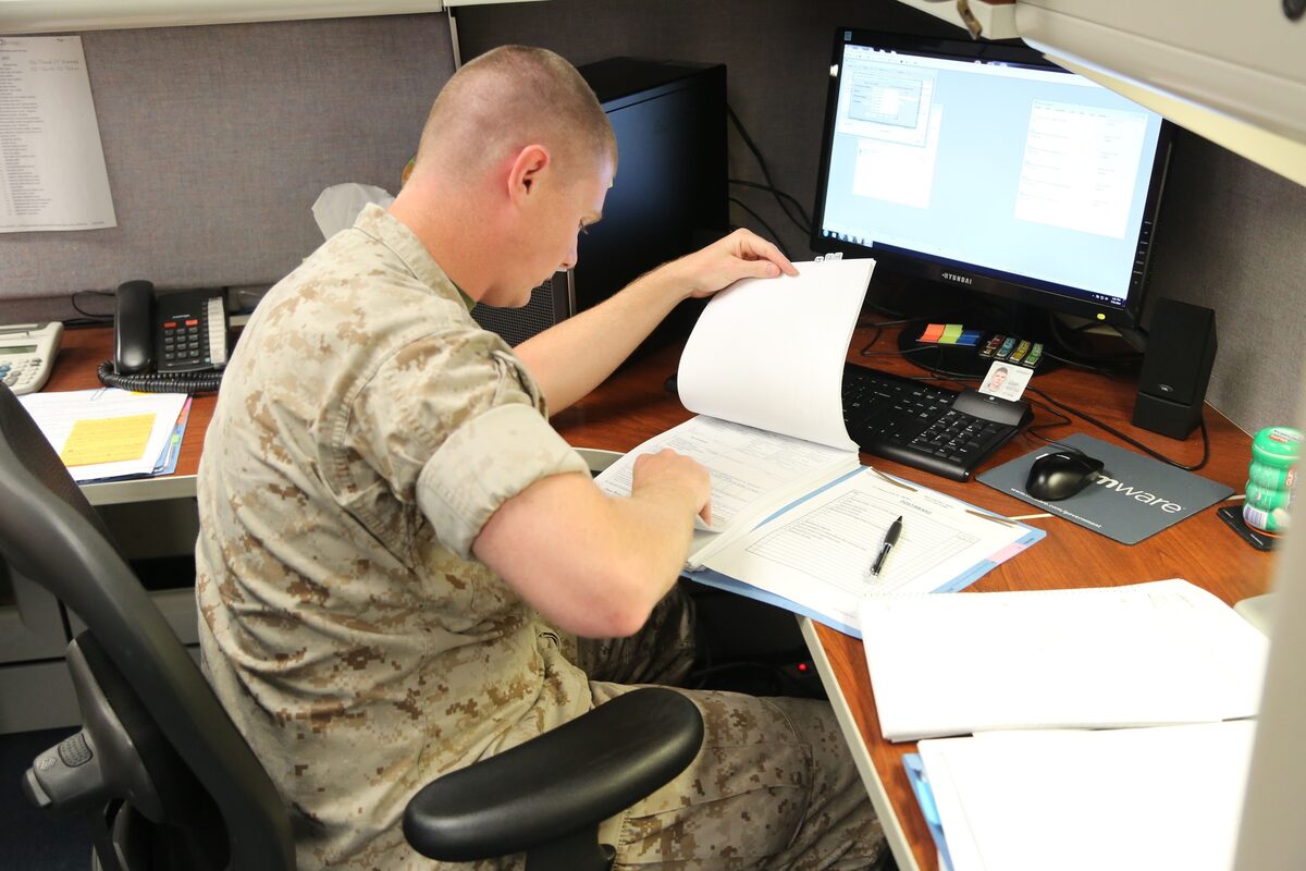 Stop-Work Orders: What FAR 52.242-15 Requires