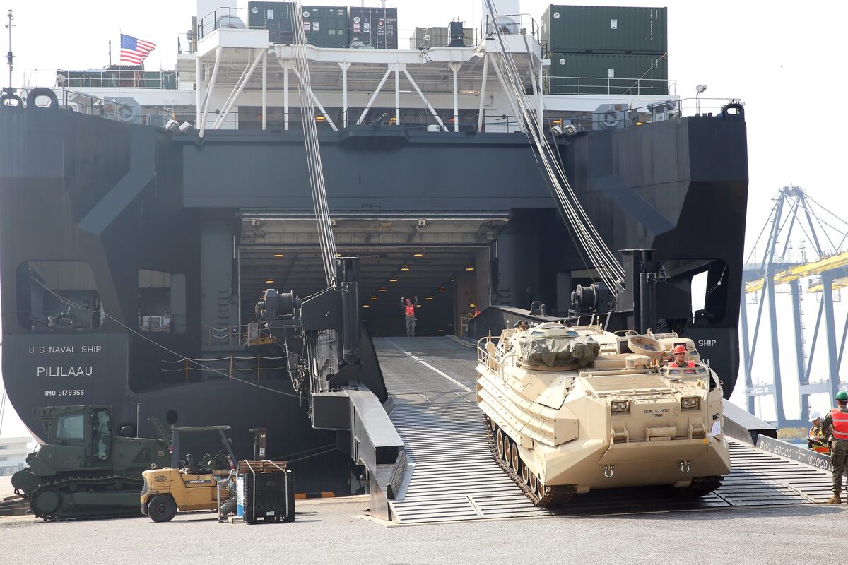 $1.2B USTRANSCOM Sealift Charter Puts Seven U.S. Carriers on Call for Global Missions